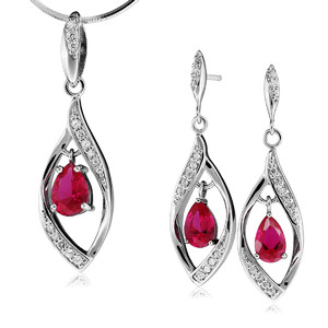 Srebrny komplet biżuterii z cyrkoniami 363341